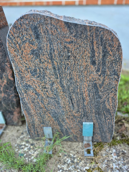 Grabstein 12